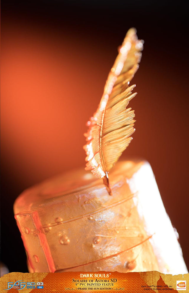 Solaire of Astora SD Praise the Sun Edition (solairesd-web-v-pts-11.jpg)