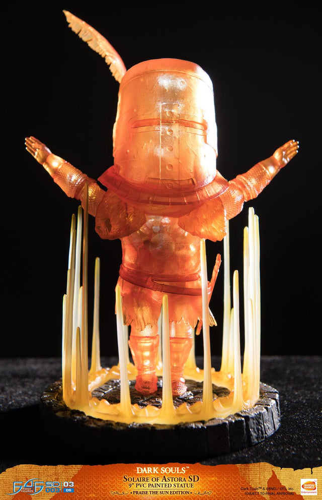 Solaire of Astora SD Praise the Sun Edition (solairesd-web-v-pts-18.jpg)