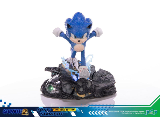 Sonic the Hedgehog 2 - Sonic Standoff (Exclusive Edition) (sonicstandoff_wbg_01.jpg)