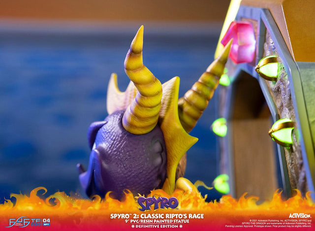 Spyro™ 2: Classic Ripto's Rage 9" PVC Statue (Definitive Edition) (spyro2_def-20.jpg)