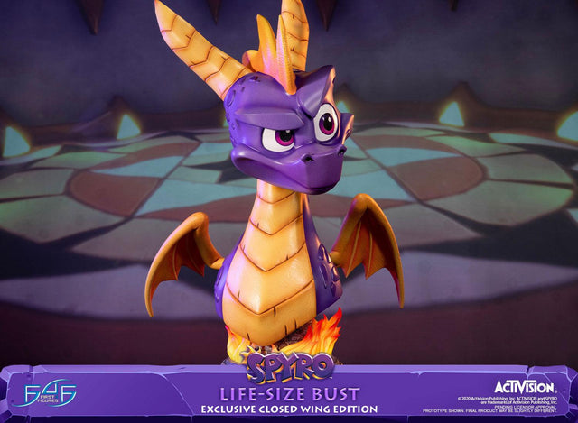 Spyro™ the Dragon – Spyro™ Life-Size Bust (Exclusive Closed Wing Edition) (spyrobust_lsbexc_close_12.jpg)