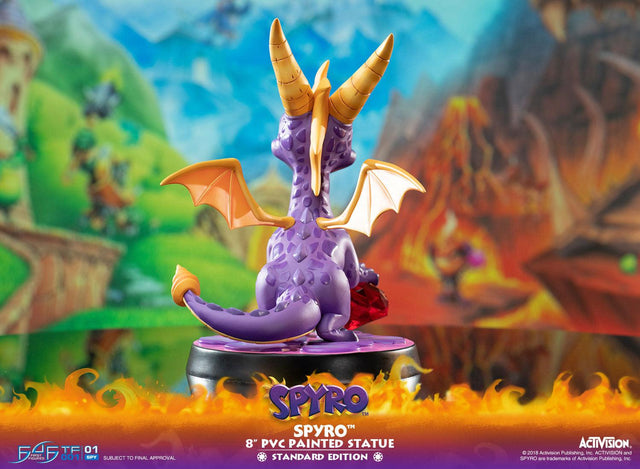 Spyro PVC (Regular) (spyropvc-reg-h-07.jpg)
