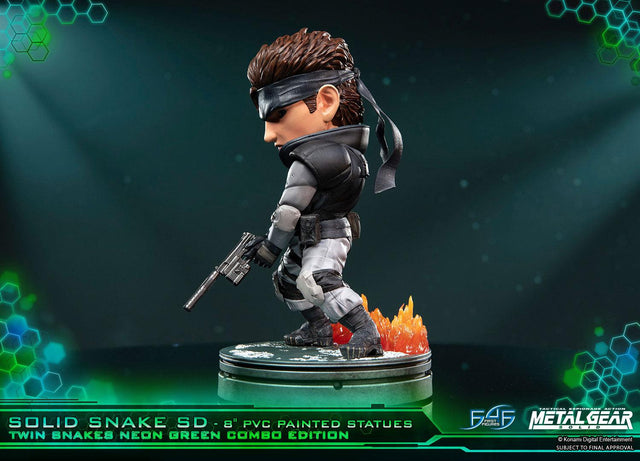 Solid Snake SD Twin Snakes Neon Green Combo Edition (sssd-comboexstealthng-h-40.jpg)