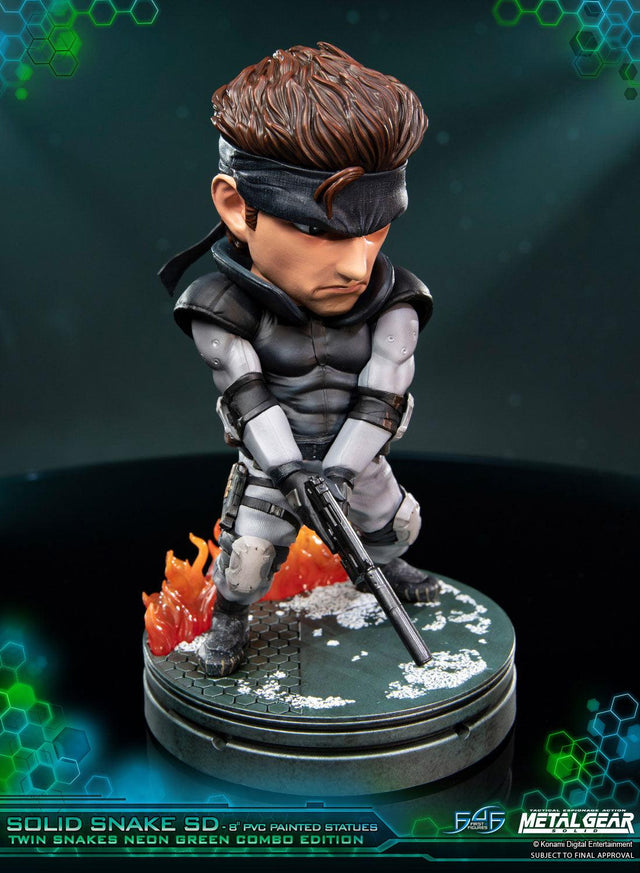 Solid Snake SD Twin Snakes Neon Green Combo Edition (sssd-comboexstealthng-v-06.jpg)