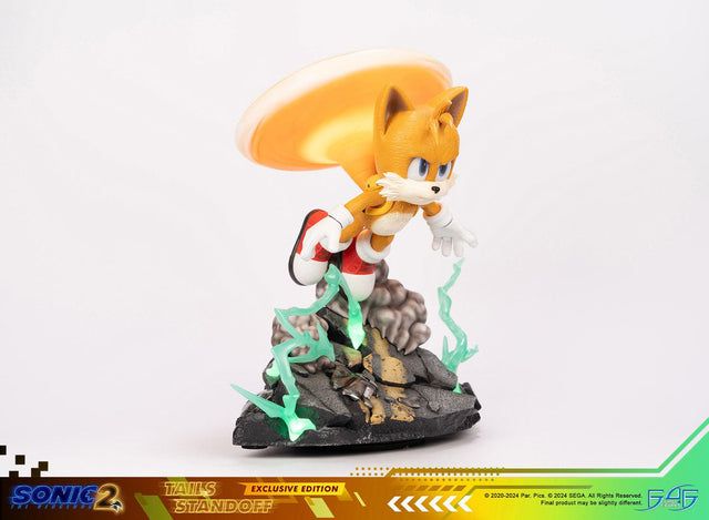 Sonic the Hedgehog 2 - Tails Standoff (Exclusive Edition) (tailsstandoff_exwbg_03.jpg)