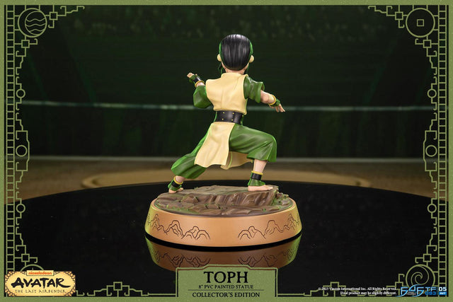 Avatar: The Last Airbender - Toph PVC (Collector's Edition) (tophce_04.jpg)