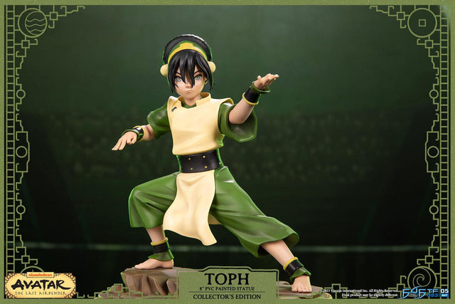 Avatar: The Last Airbender - Toph PVC (Collector's Edition) (tophce_11.jpg)
