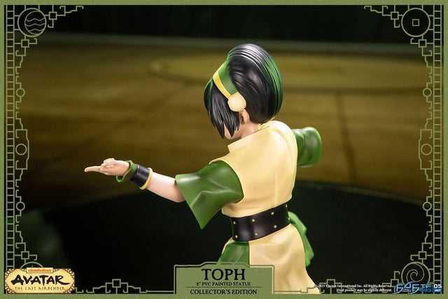 Avatar: The Last Airbender - Toph PVC (Collector's Edition) (tophce_14.jpg)