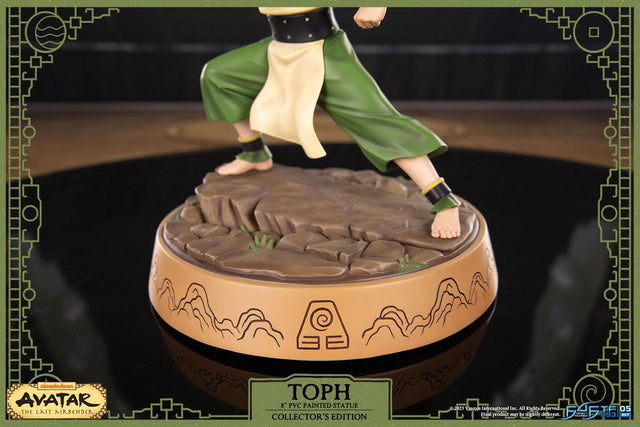 Avatar: The Last Airbender - Toph PVC (Collector's Edition) (tophce_22.jpg)