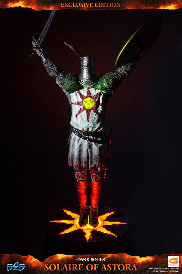 Solaire of Astora (Exclusive) (vertical_05_2_3.jpg)