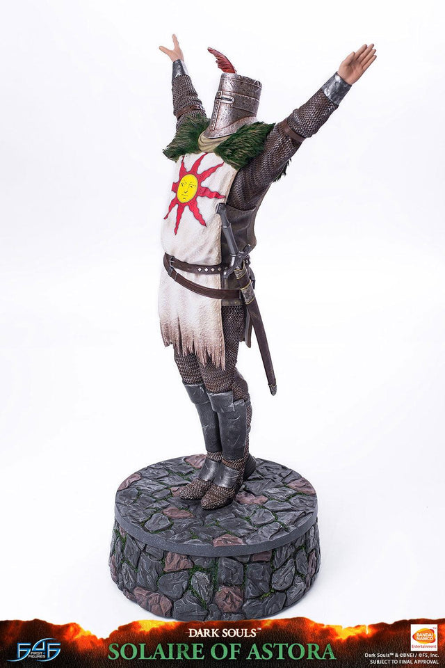 Solaire of Astora (Regular) (vertical_09_2_2.jpg)