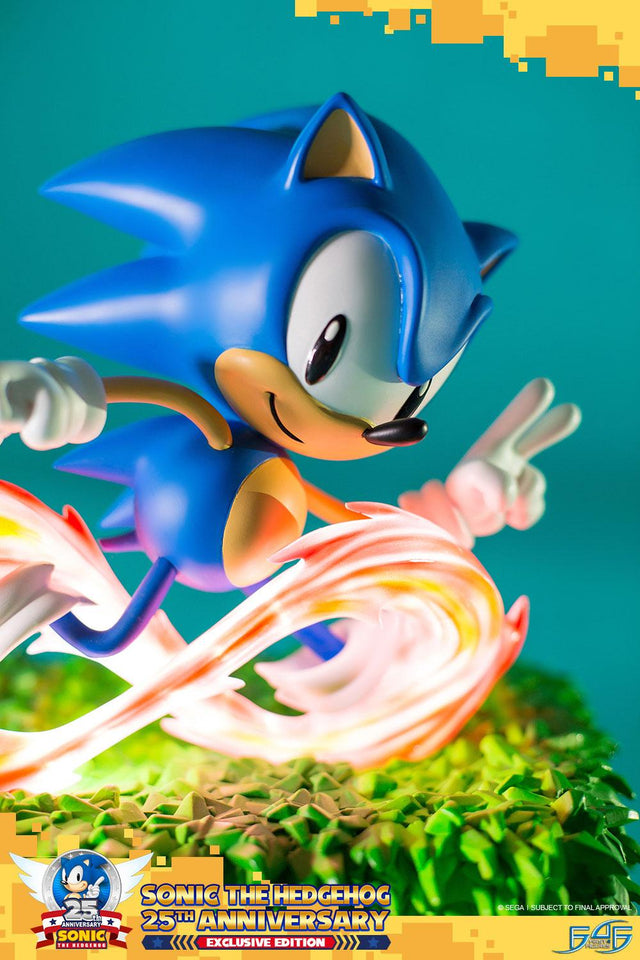 Sonic the Hedgehog 25th Anniversary (Exclusive) (vertical_10_2_13.jpg)