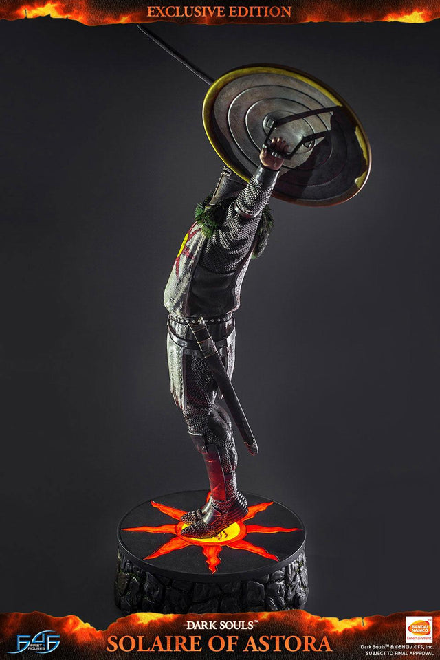 Solaire of Astora (Exclusive) (vertical_11_2_3.jpg)