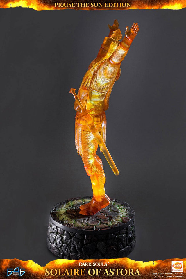 Solaire of Astora Praise The Sun Edition (vertical_12_2_4.jpg)