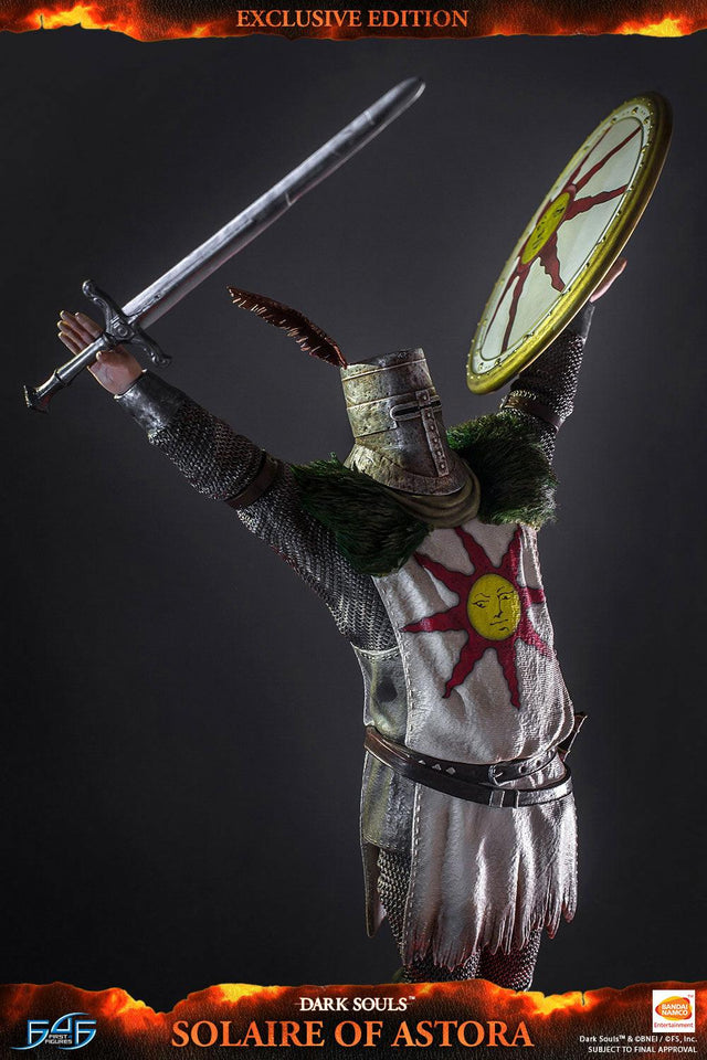Solaire of Astora (Exclusive) (vertical_17_2_2.jpg)