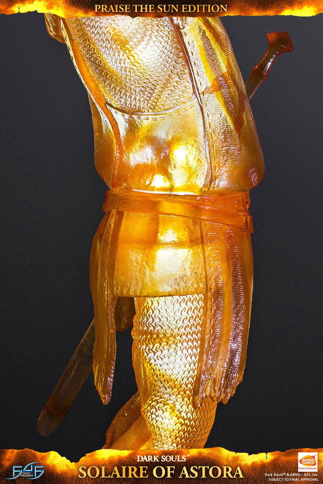 Solaire of Astora Praise The Sun Edition (vertical_21_2_3.jpg)