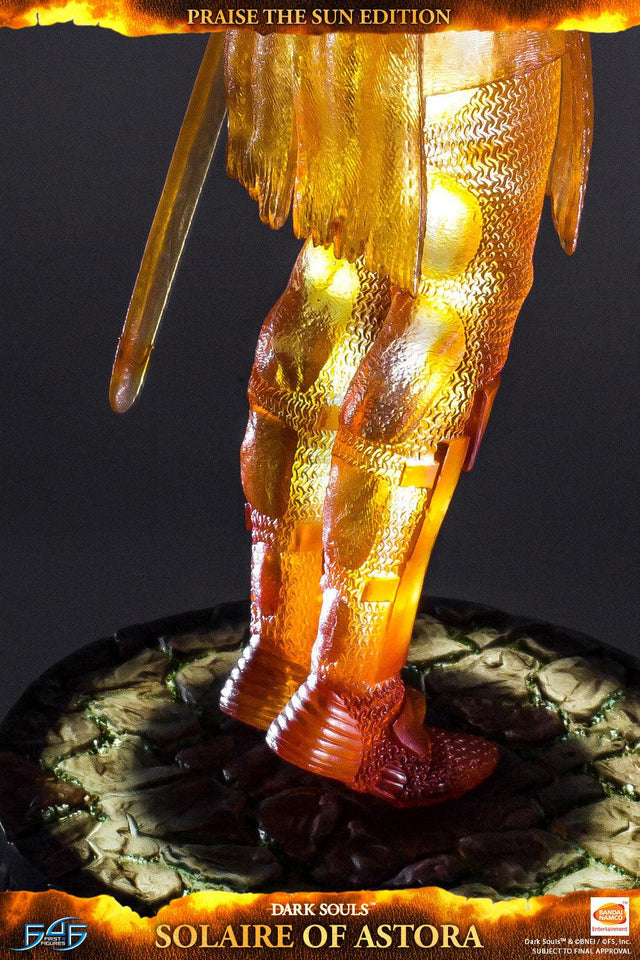 Solaire of Astora Praise The Sun Edition (vertical_23_2_2.jpg)