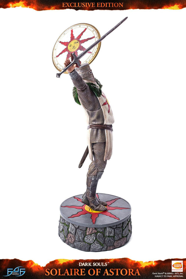 Solaire of Astora (Exclusive) (vertical_25_2_1.jpg)