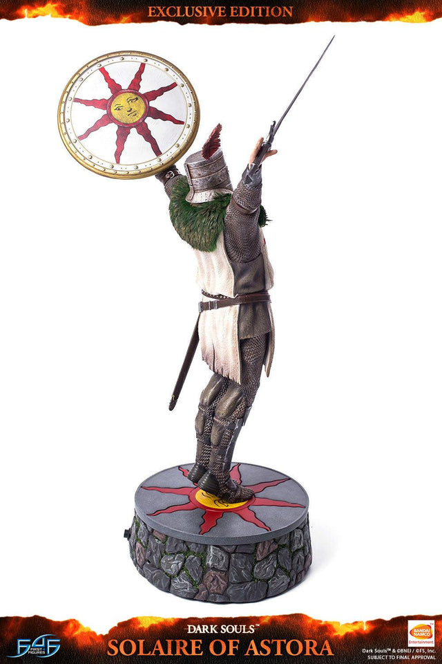 Solaire of Astora (Exclusive) (vertical_26_1_2.jpg)