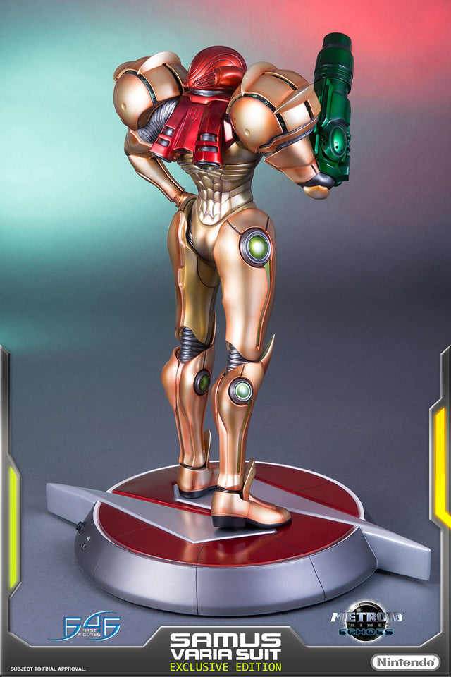 Varia Suit Exclusive (vs_exc_vertical_11.jpg)