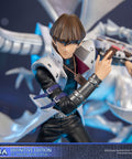 Yu-Gi-Oh! - Seto Kaiba (Definitive Edition) (046aabca-a7c2-4bb5-add8-1c030d2470b3.jpg)