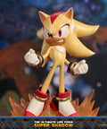 Sonic The Hedgehog - The Ultimate Life Form: Super Shadow (0f2c769f-b684-4dc4-9ed2-e397b059068c.jpg)