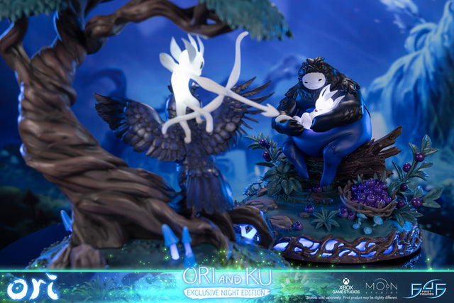 Ori and the Will of the Wisps - Ori and Ku Exclusive Edition (Night Variation)  (124a44a2-3d12-4dd3-9583-e3e871461c1d.jpg)