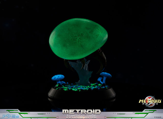Metroid™ Prime - Metroid PVC Statue (Exclusive Edition) (2311bfa4-02db-43f6-b6c0-30a0c31f4e50.jpg)