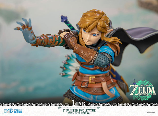 The Legend of Zelda™: Tears of the Kingdom - Link PVC (Exclusive Edition) (2778e1b5-89f5-4d54-a12e-1282743ff6f3.jpg)