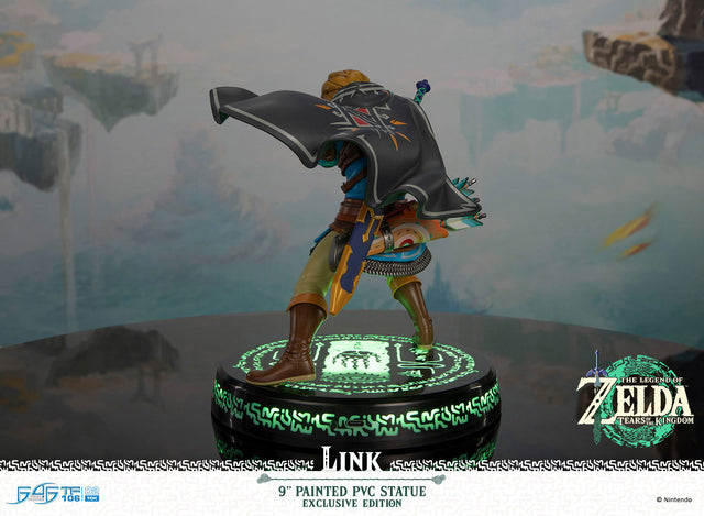 The Legend of Zelda™: Tears of the Kingdom - Link PVC (Exclusive Edition) (2dcb83bb-e632-4d7e-9f6a-bd3e365315b1.jpg)
