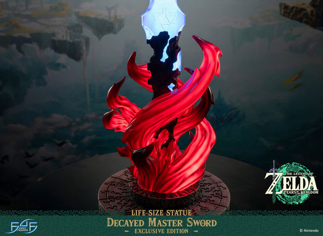 The Legend of Zelda™: Tears of the Kingdom Decayed Master Sword Life-Size Statue (Exclusive Edition) (305e6de8-c288-46eb-b909-d7ee7a589bc7.jpg)