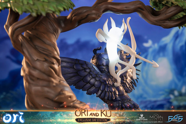 Ori and the Will of the Wisps - Ori and Ku Exclusive Edition (Day Variation) (4a433894-5740-4e0d-a246-97bdc109a963.jpg)