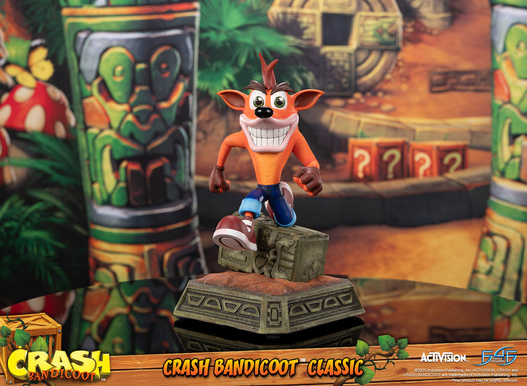 Crash Bandicoot™ Classic – First 4 Figures