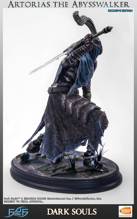 Artorias The Abysswalker Exclusive – First 4 Figures