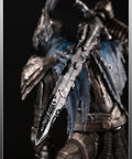 Artorias The Abysswalker Exclusive (DSARTYEX123098043.jpg)