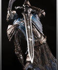 Artorias The Abysswalker Exclusive (DSARTYEX123098068.jpg)