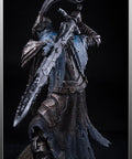 Artorias The Abysswalker Exclusive (DSARTYEX123098086.jpg)