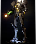 Samus Light Suit Exclusive (MPLSX001.jpg)