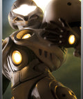 Samus Light Suit Exclusive (MPLSX016.jpg)