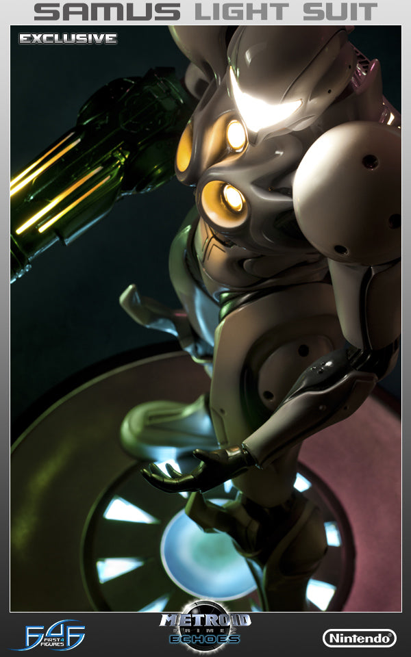 Samus Light Suit Exclusive (MPLSX018.jpg)