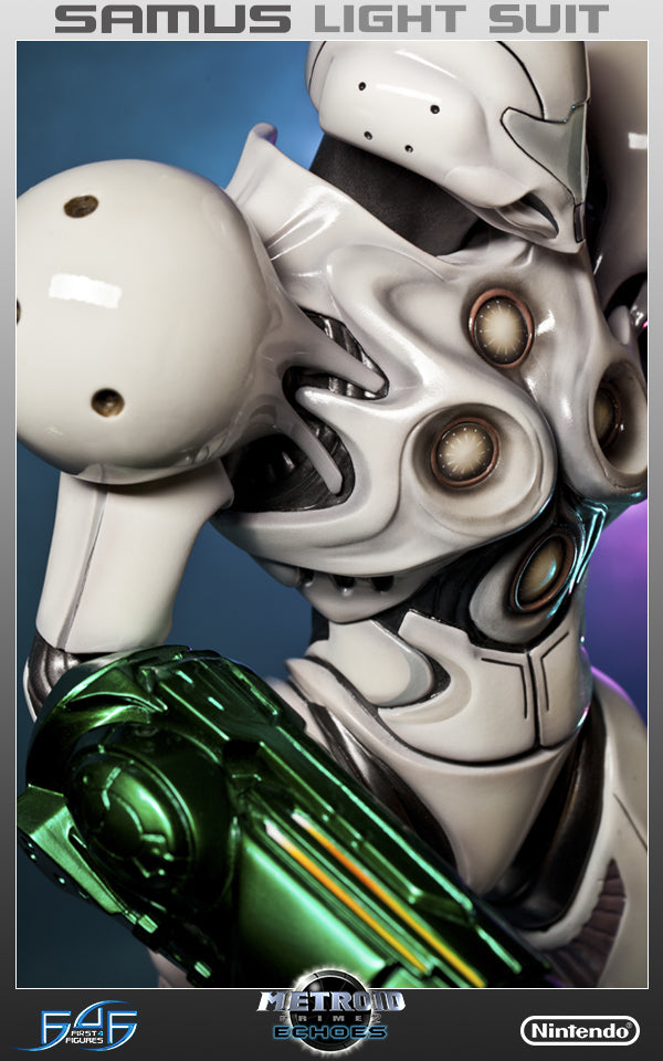 Samus Light Suit Exclusive (MPLSX038.jpg)