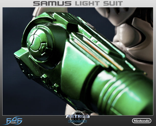 Samus Light Suit Exclusive (MPLSX066.jpg)