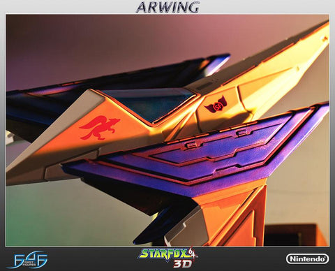 Starfox – Statuette Arwing 45 Cm First 4 Figures – Neuve Sous Blister