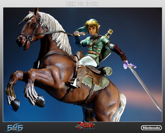 Link on Epona  (TPLOE021.jpg)