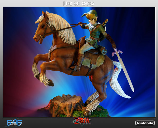 Link on Epona  (TPLOE023.jpg)