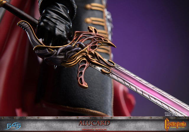 Alucard (Twilight Edition) (ac-red-horizontal-exc-12.jpg)