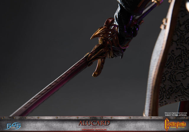 Alucard (Twilight Edition) (ac-red-horizontal-exc-31.jpg)