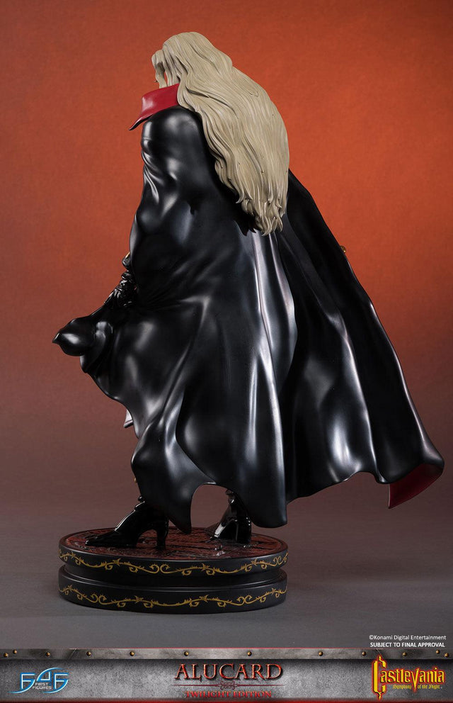 Alucard (Twilight Edition) (ac-red-vertical-exc-25.jpg)