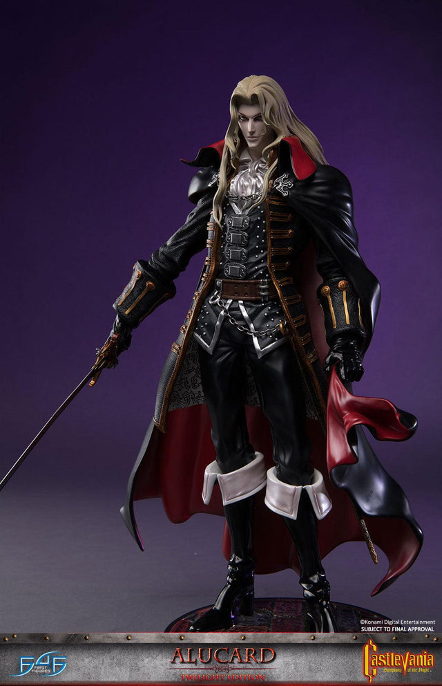 Alucard (Twilight Edition) (ac-red-vertical-exc-33.jpg)