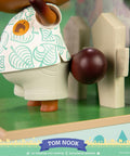 Animal Crossing: New Horizons - Tom Nook (Exclusive Edition) (actom_exce_12_1.jpg)